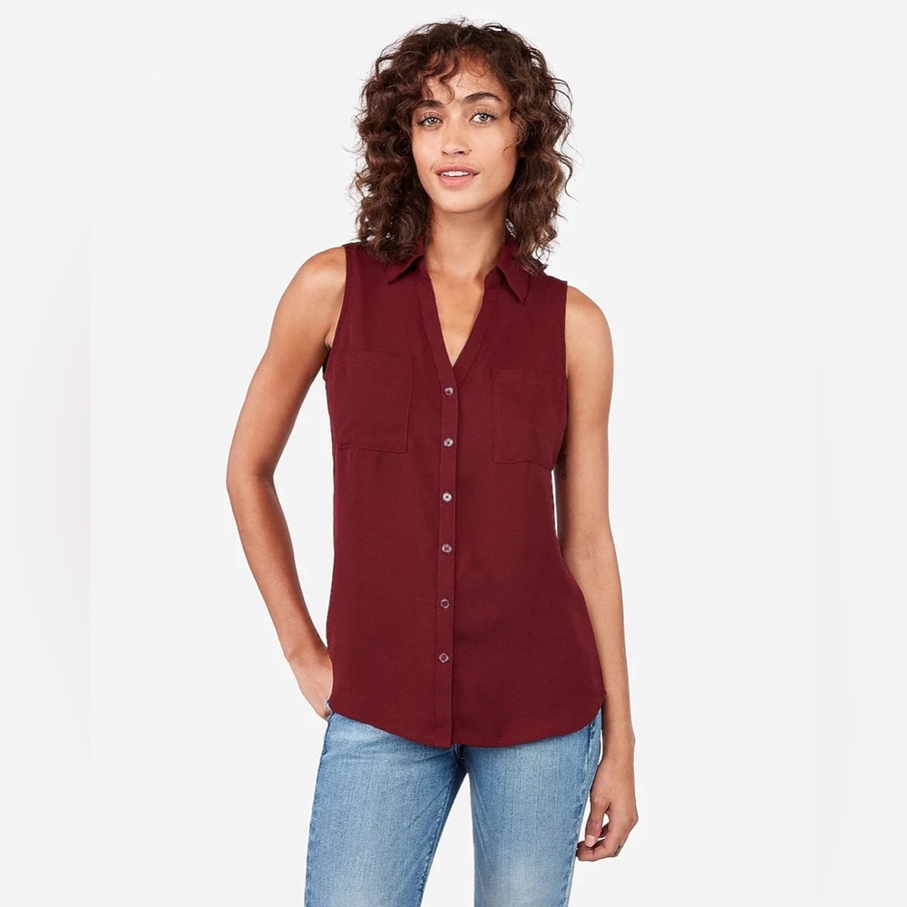 Express Portofino Sleeveless Collared Button Front Shirt | Burgundy | Size M